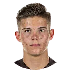 Finn Ole Becker