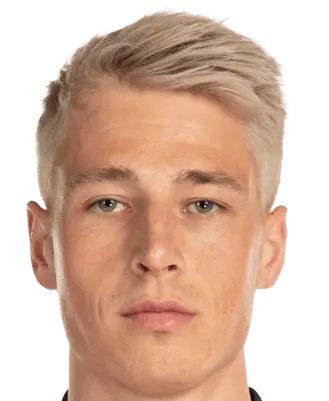 Lukas MacNaughton